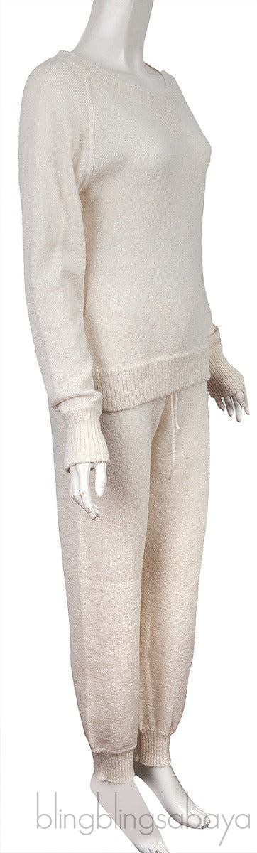 Off-White Sweatshirt & Jogger