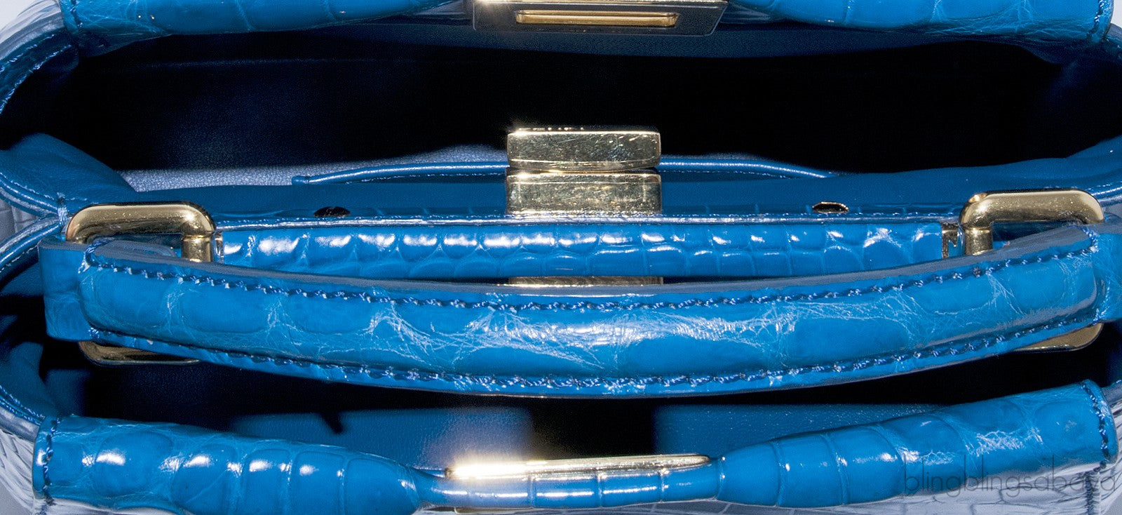 Mini Blue Crocodile Peekaboo