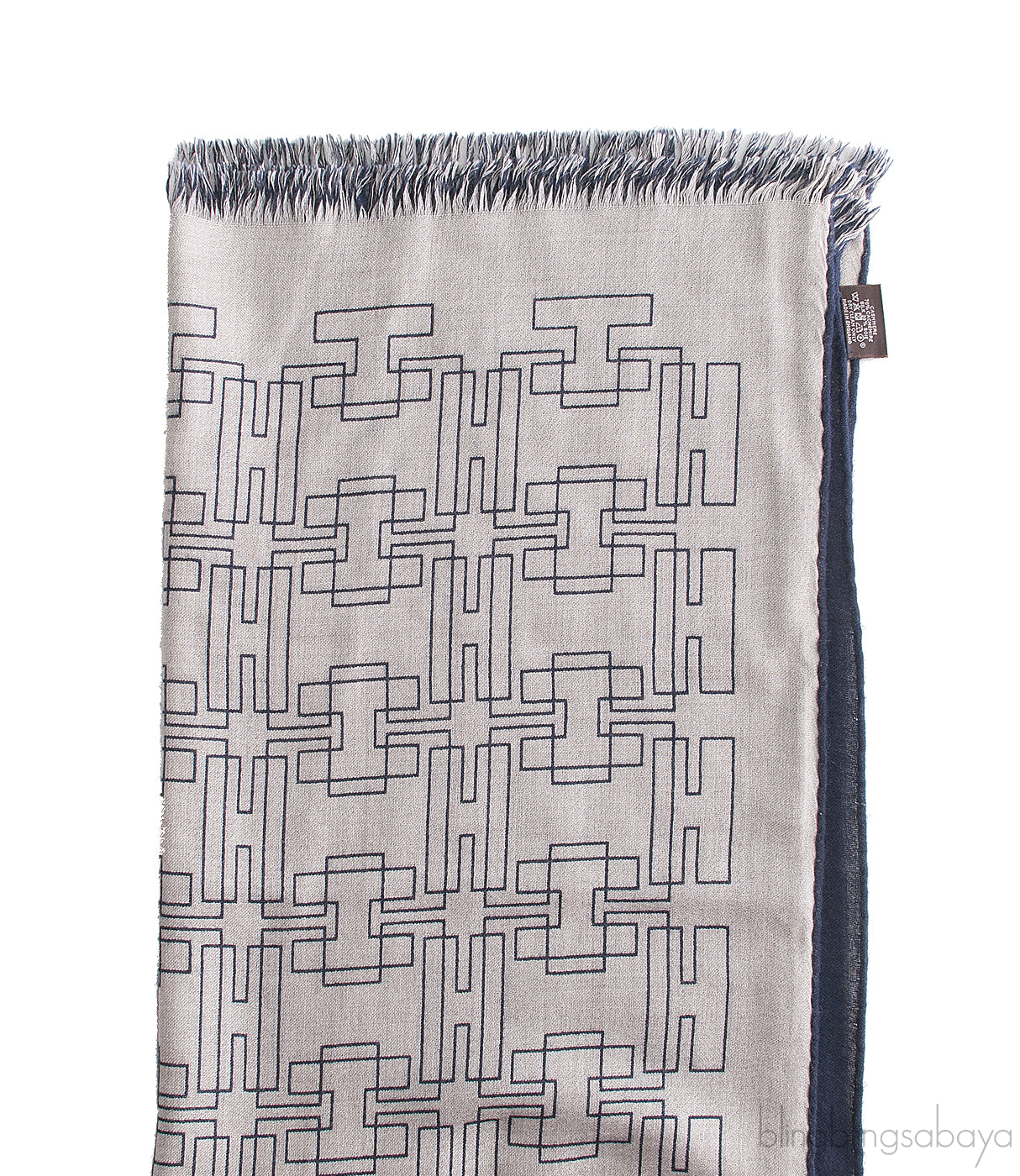 Reversible H Print Shawl