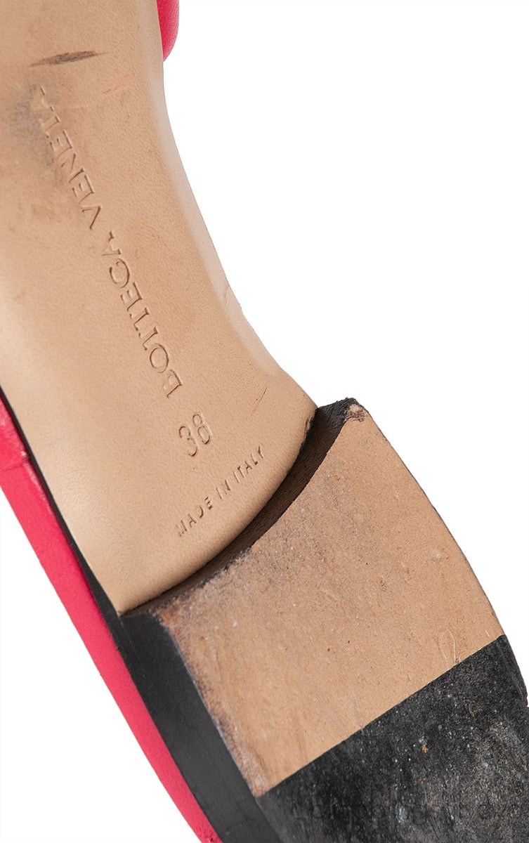 Bottega Veneta Fuchsia BV Rubber Lido Sandals