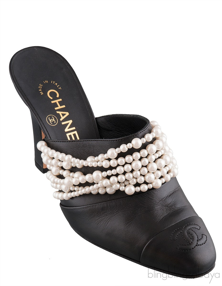 Black Pearl Slide Mule