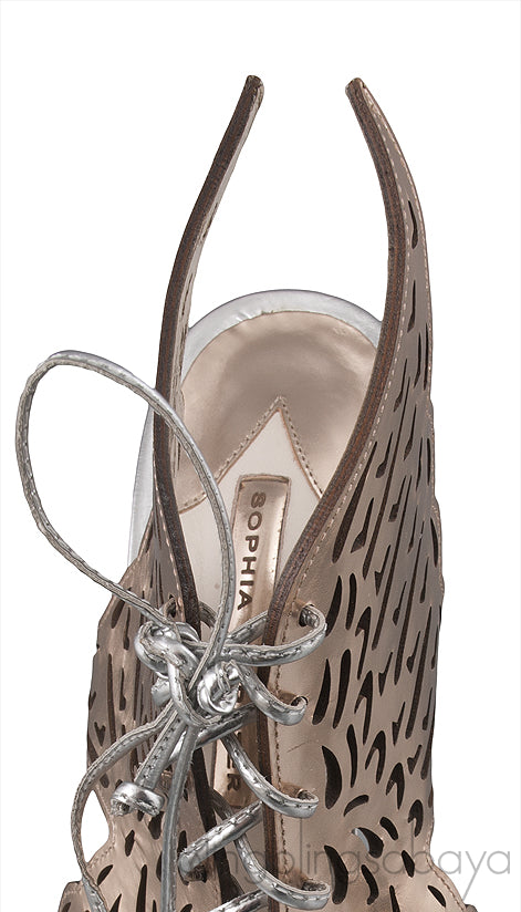 Cut-out Wings Slip-on Sandals