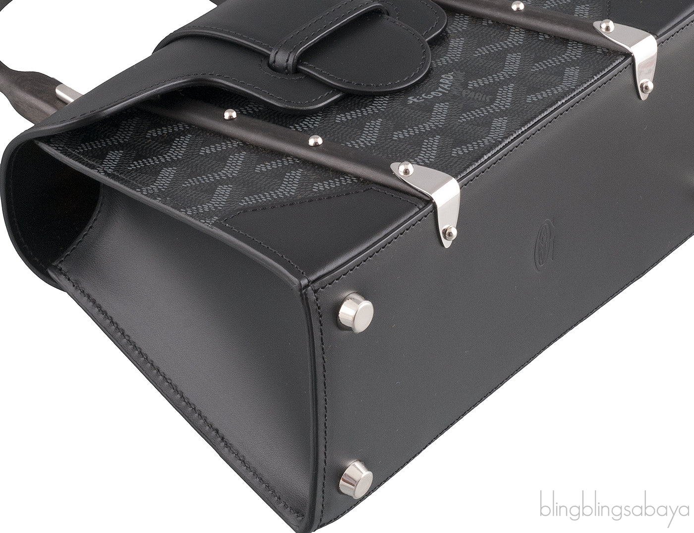 Mini Saigon Jet Black