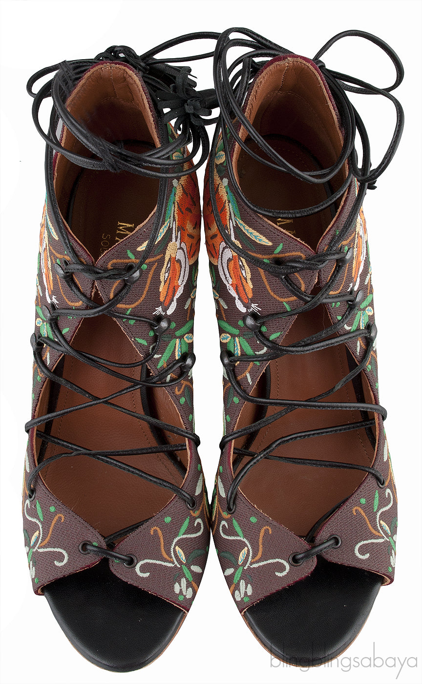 Embroidered Lace Canvas Sandals