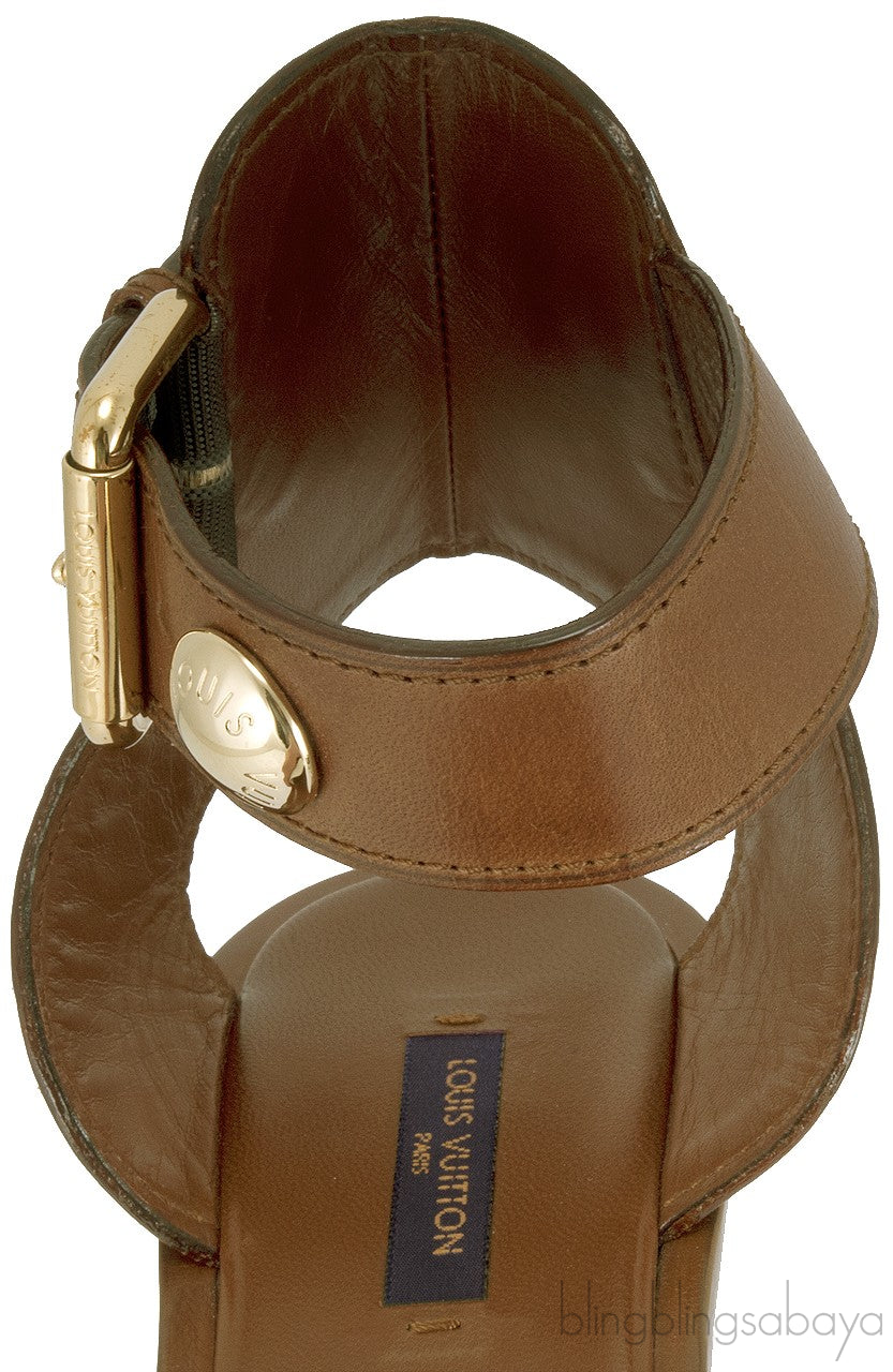 Bi-color Leather Wedge