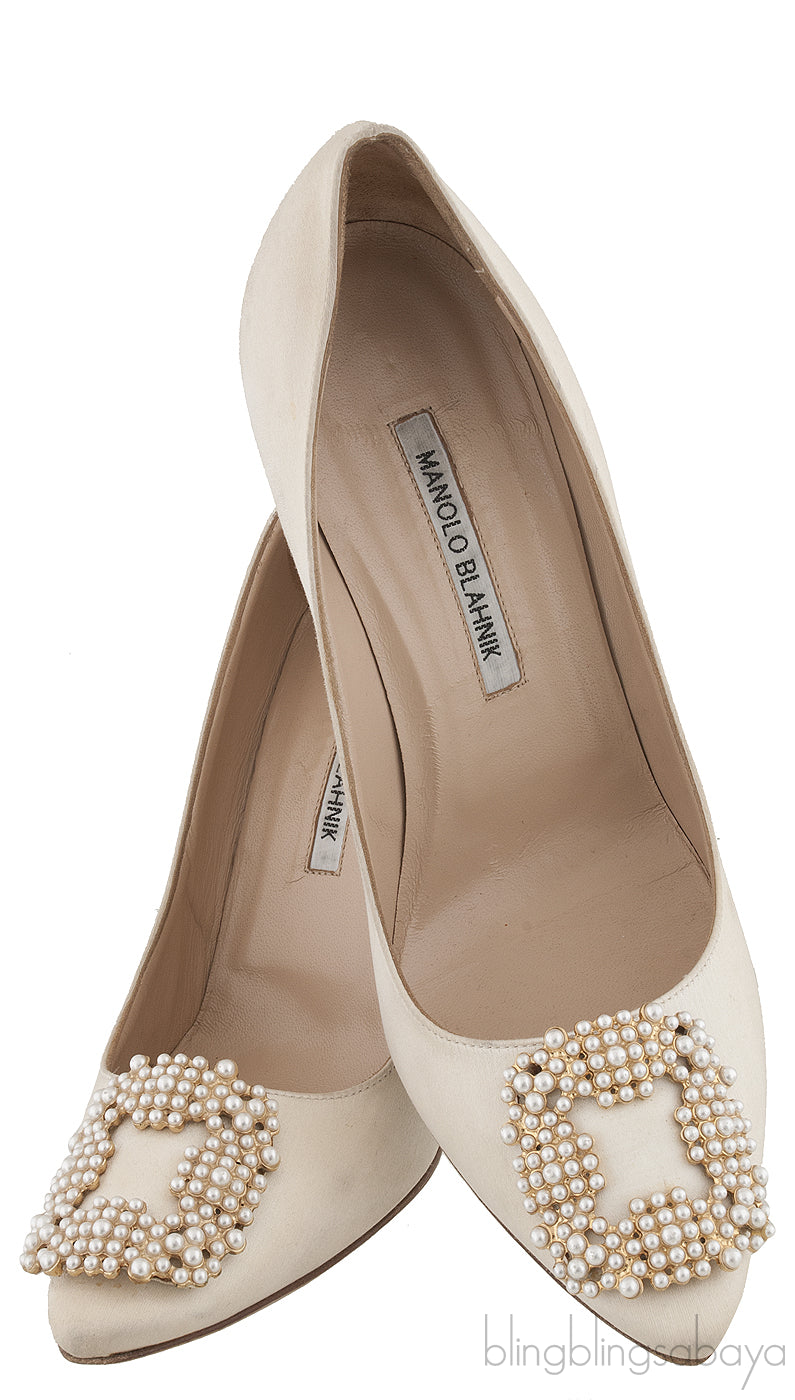 Ivory Hangisi Satin Jeweled Pump