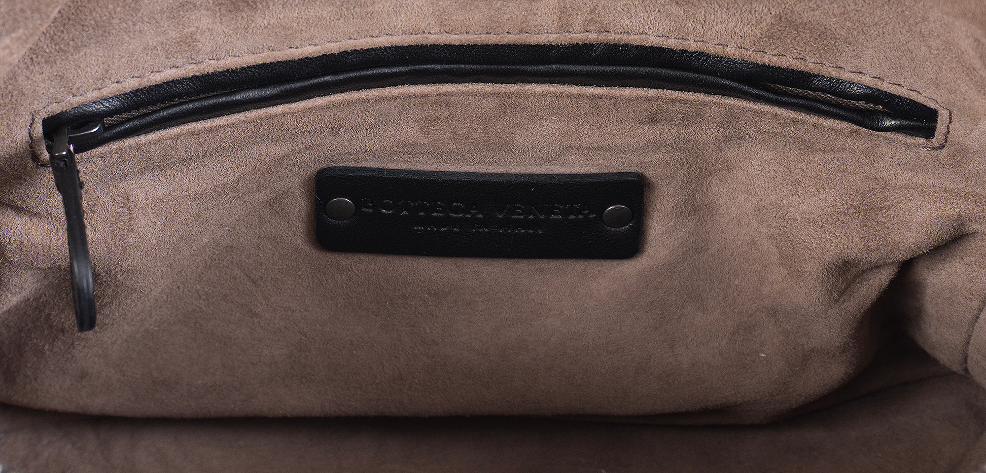 Bottega Veneta Black Intrecciato Seemless Pocket Messenger Bag