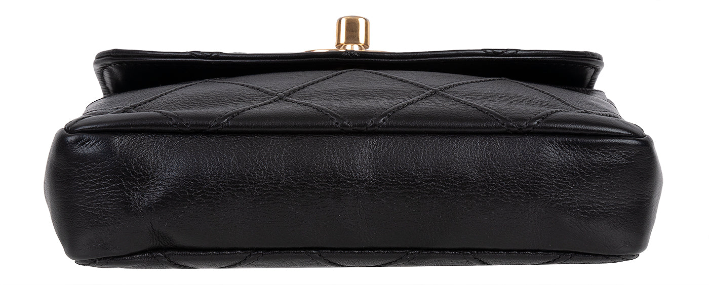 Chanel Black Quilted Leather Vintage Classic Chain Belt Bag