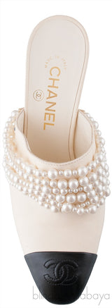 Off-white Pearl Slide Mule