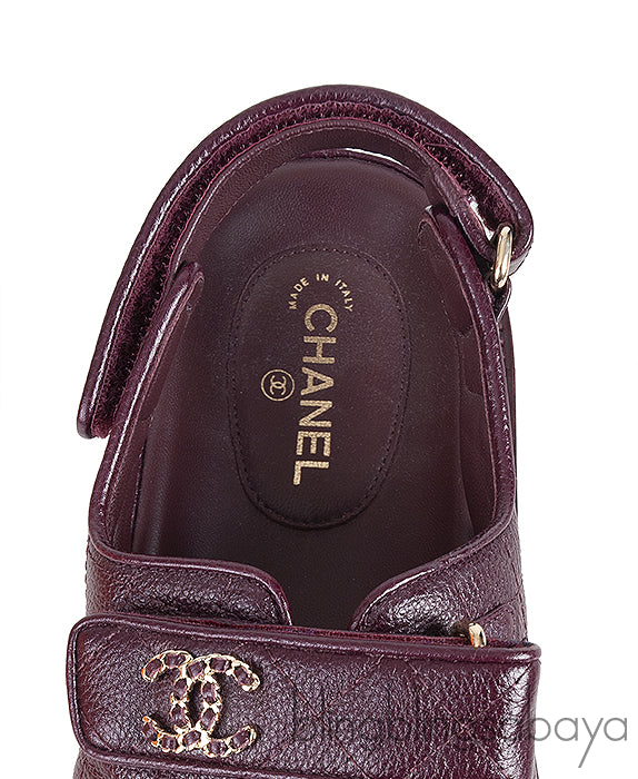 Quilted Leather CC Velcro Burgundy Sandals