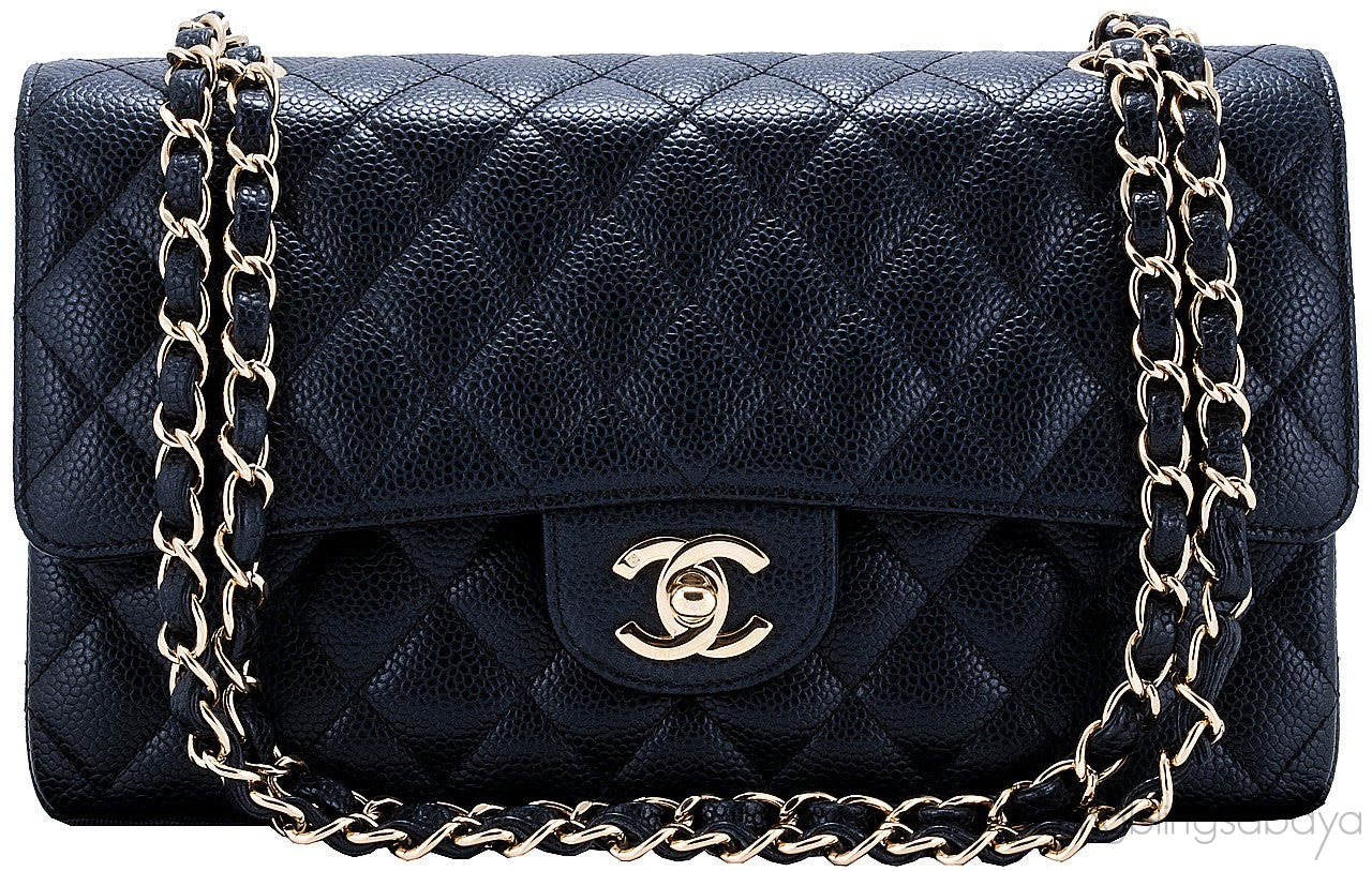 Classic CC Black Quilted Medium Flap
