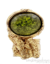Arty Oval Ring Emerald Green