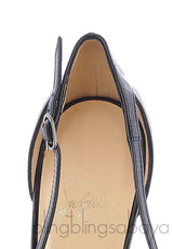 Snakeskin Bi-color Pointed Heels